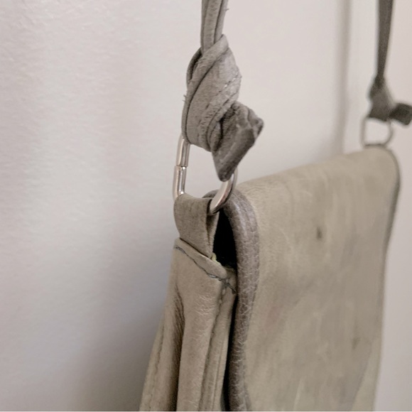 Unbranded, distressed grey genuine leather bag in XS - Picture 2 of 16